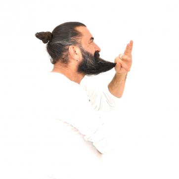 Karaktere Model Kazim D.
